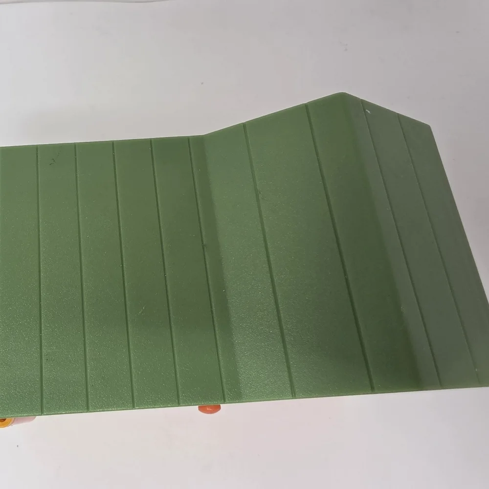 Terra by Battat Rabbit Hutch 2 Rabbits Includes 2 Carrots